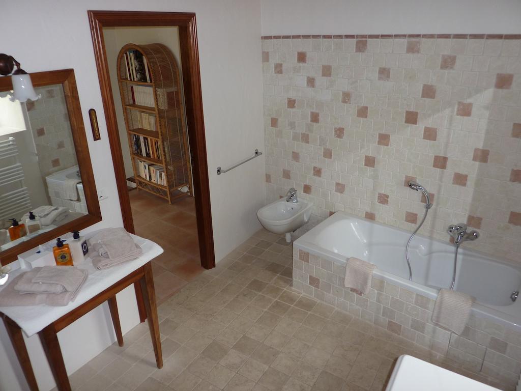 Le Mas Del Sol Bed & Breakfast Bonnieux Bilik gambar